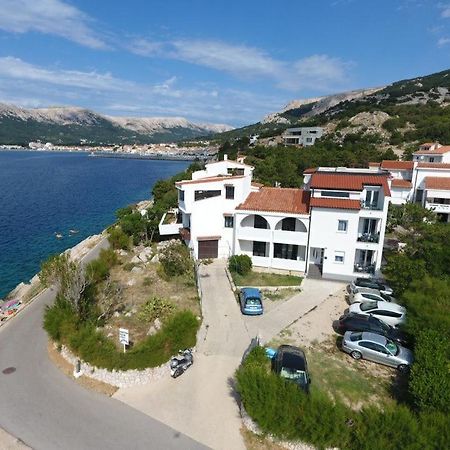 Dolores D&D, Baska Exterior photo